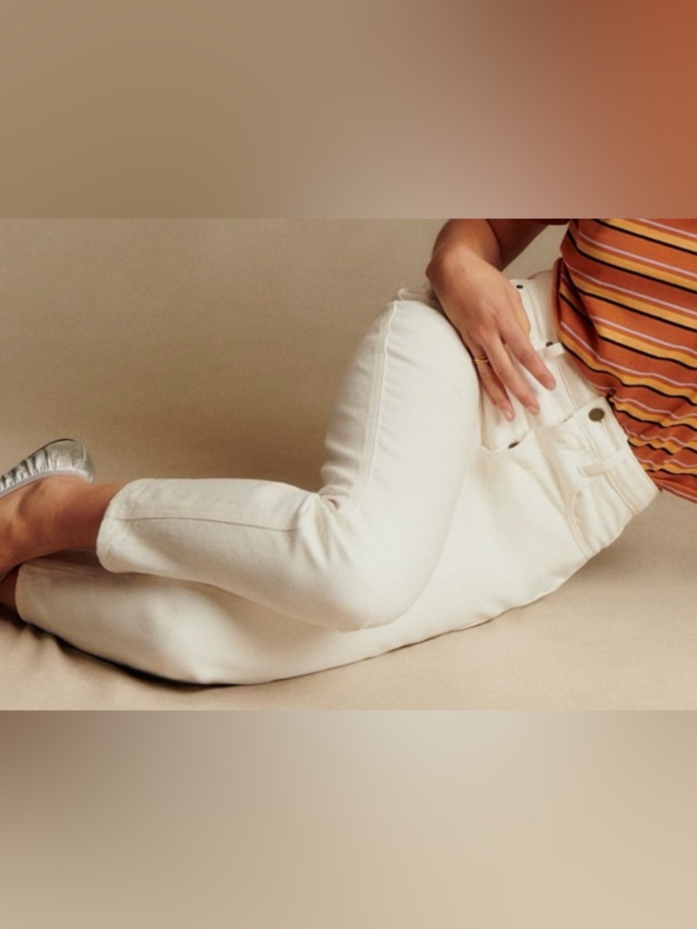 Sezane Off-White Cropped Ankle Jeans